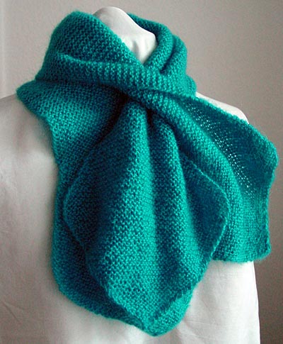 Lise-Lotte Lystrup's “Leaf Scarf” <IMG src="http://strickforum.de/weblog/nucleus/plugins/emoticons/icon_wink.gif">