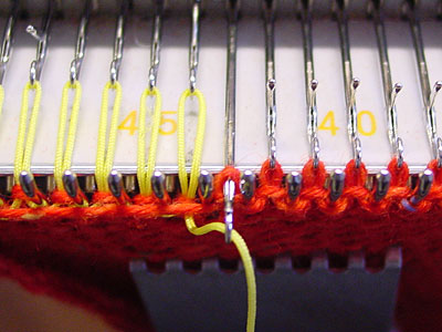 Nadel in A-Position, needle into A position Nadel in A-Position, needle into A position
